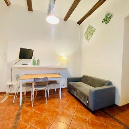 03 Cozy Barca 2,1 Apartment Barcelona Ngoại thất bức ảnh